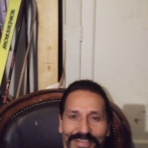 Meet your Posher, Charles